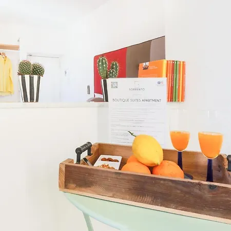 Guest house Sorrentovibes - By Piazzatasso&oldtown Sorrento